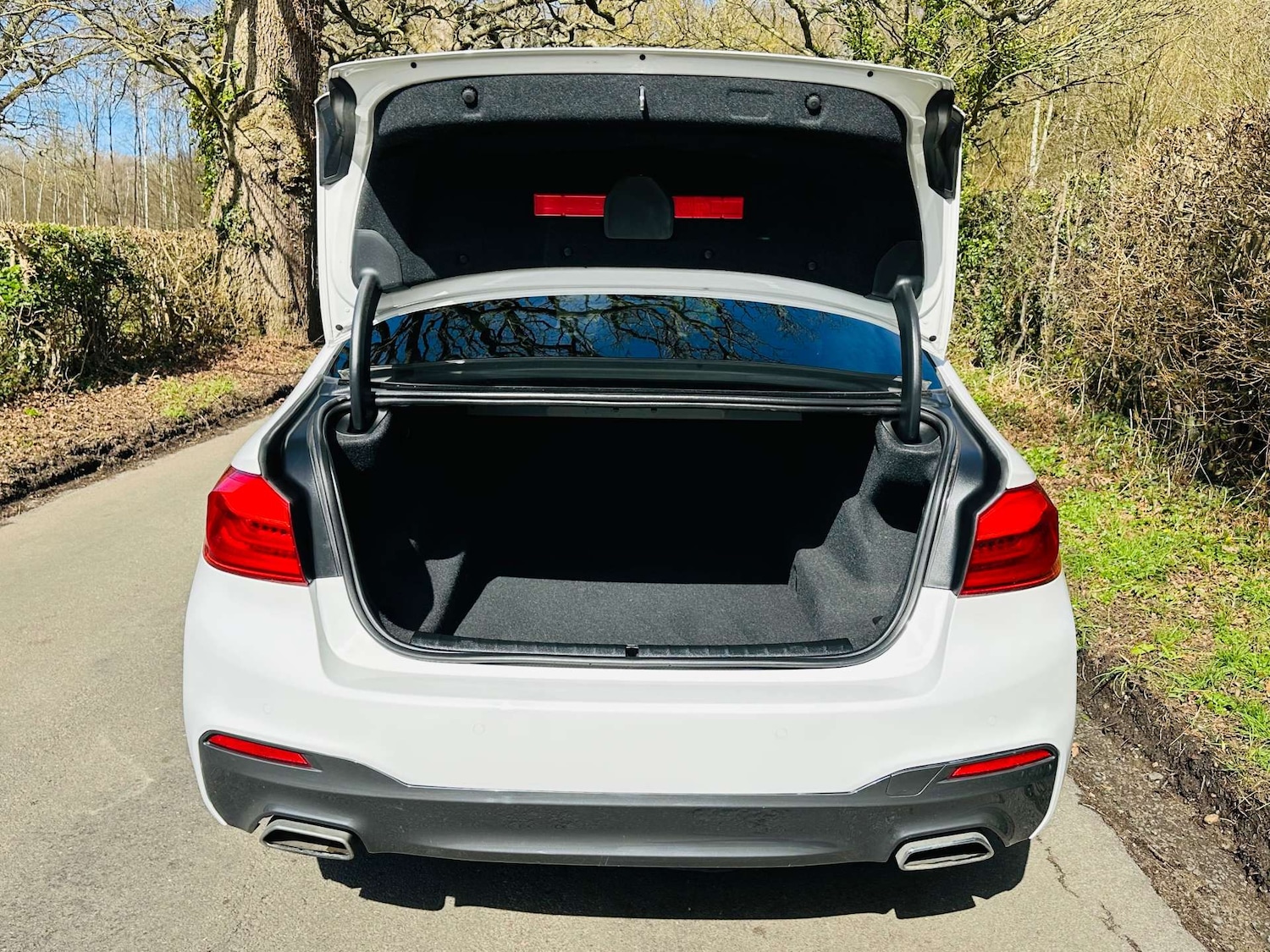 Used BMW 5 Series 2018 for sale - 77917734: Photo 37