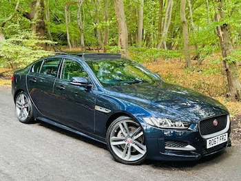 Used Jaguar XE 2017 for sale - 76003008: Photo