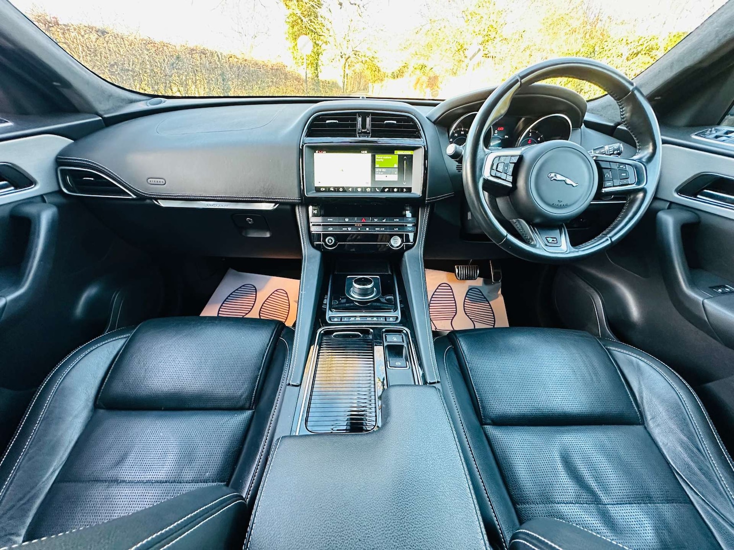 Used Jaguar F-Pace 2019 for sale - 77022647: Photo 8