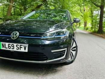 Used Volkswagen Golf 2019 for sale - 74857844: Photo