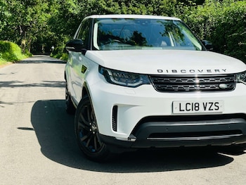Used Land Rover Discovery 2018 for sale - 78733838: Photo