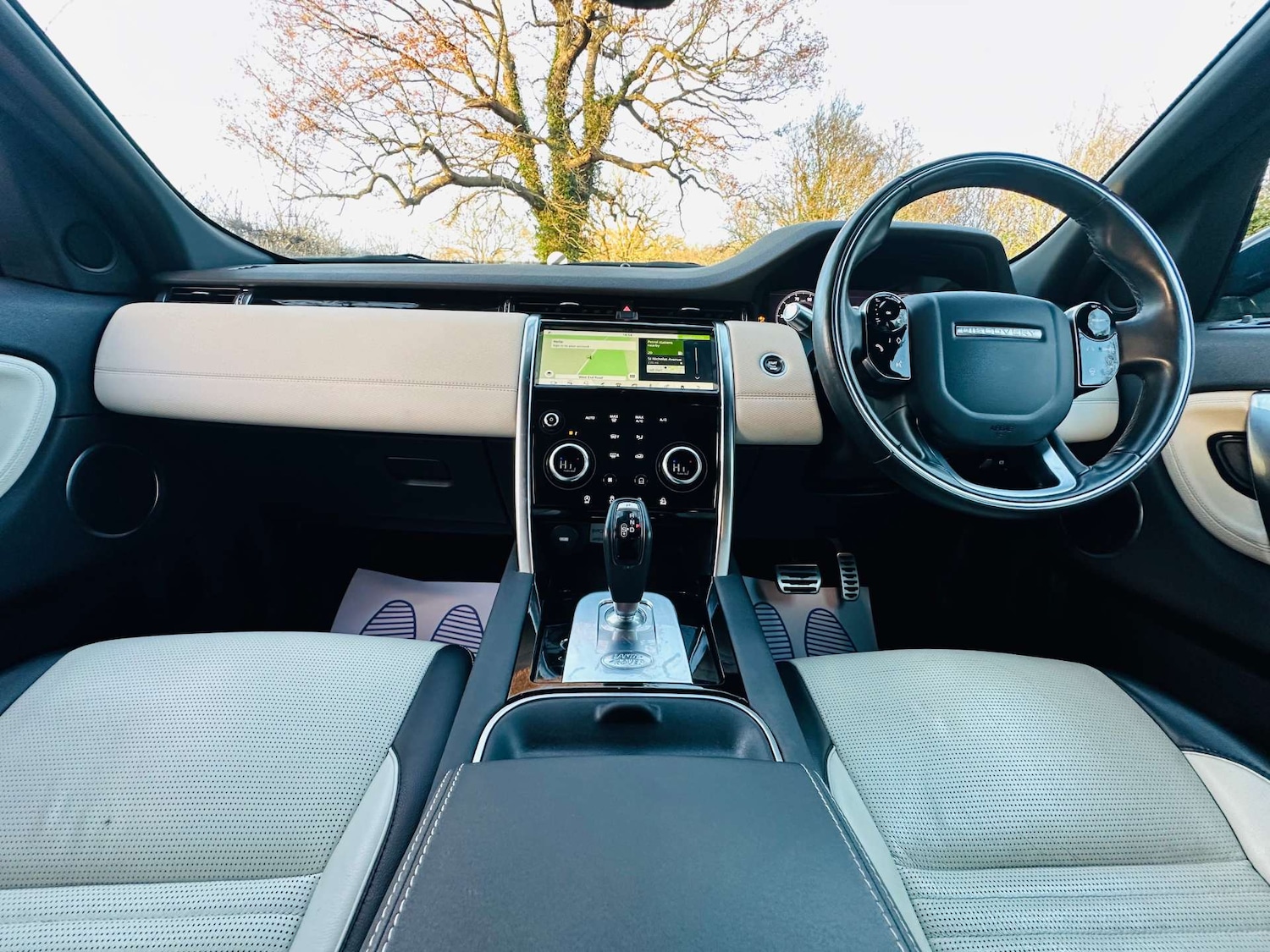 Used Land Rover Discovery Sport 2019 for sale - 76896312: Photo 11