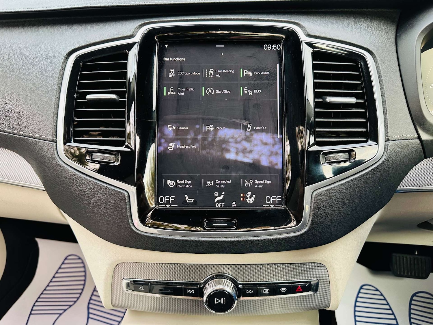 Used Volvo XC90 2019 for sale - 76542268: Photo 14