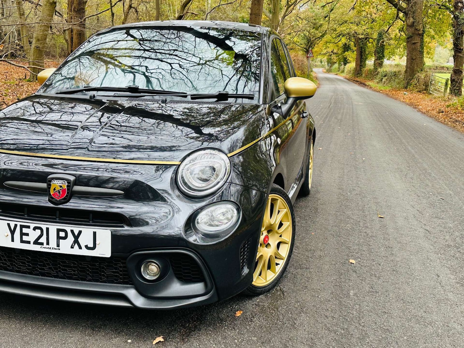 Used Abarth 595 2021 for sale - 76544289: Photo 4