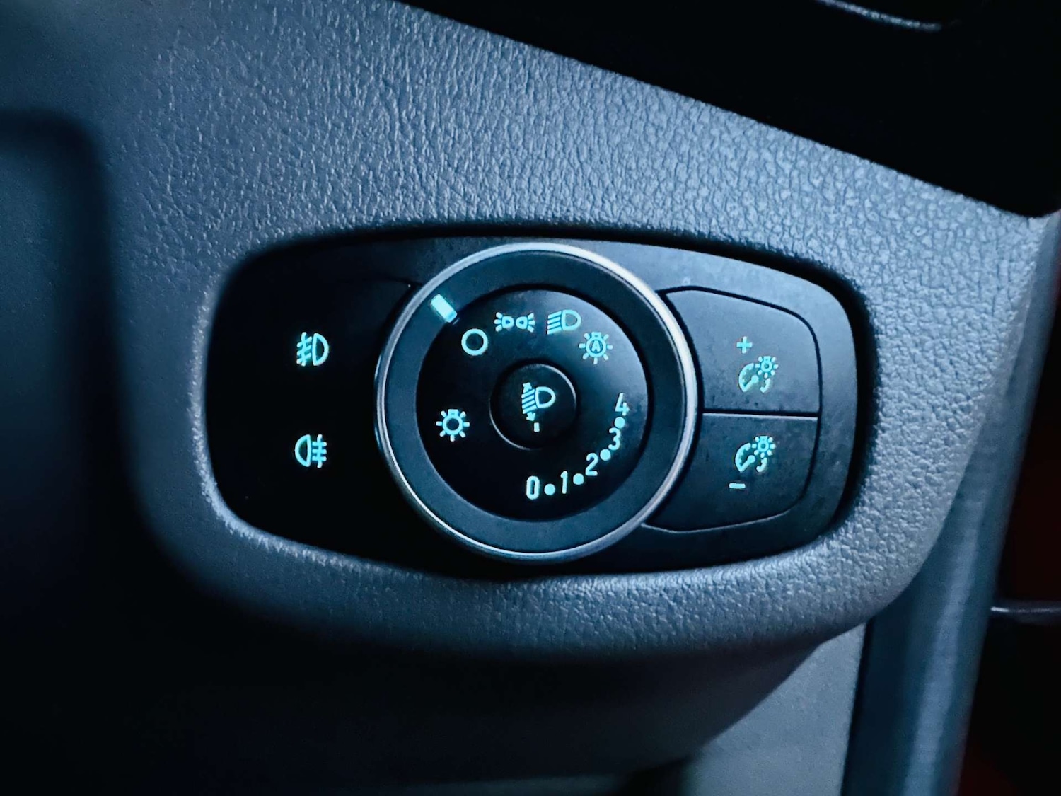 Used Ford Transit Connect 2022 for sale - 77022591: Photo 17