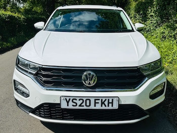 Used Volkswagen T-Roc 2020 for sale - 78658882: Photo