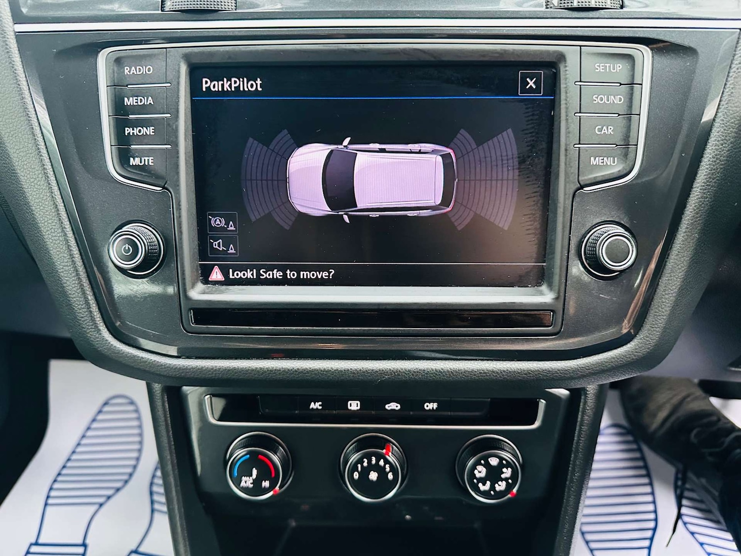 Used Volkswagen Tiguan 2017 for sale - 77850765: Photo 12