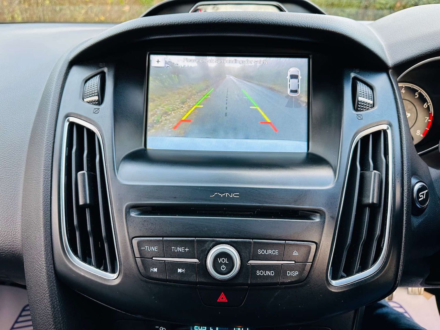 Used Ford Focus 2017 for sale - 76892314: Photo 13