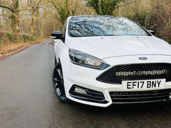 Used Ford Focus 2017 for sale - 76892314: Photo