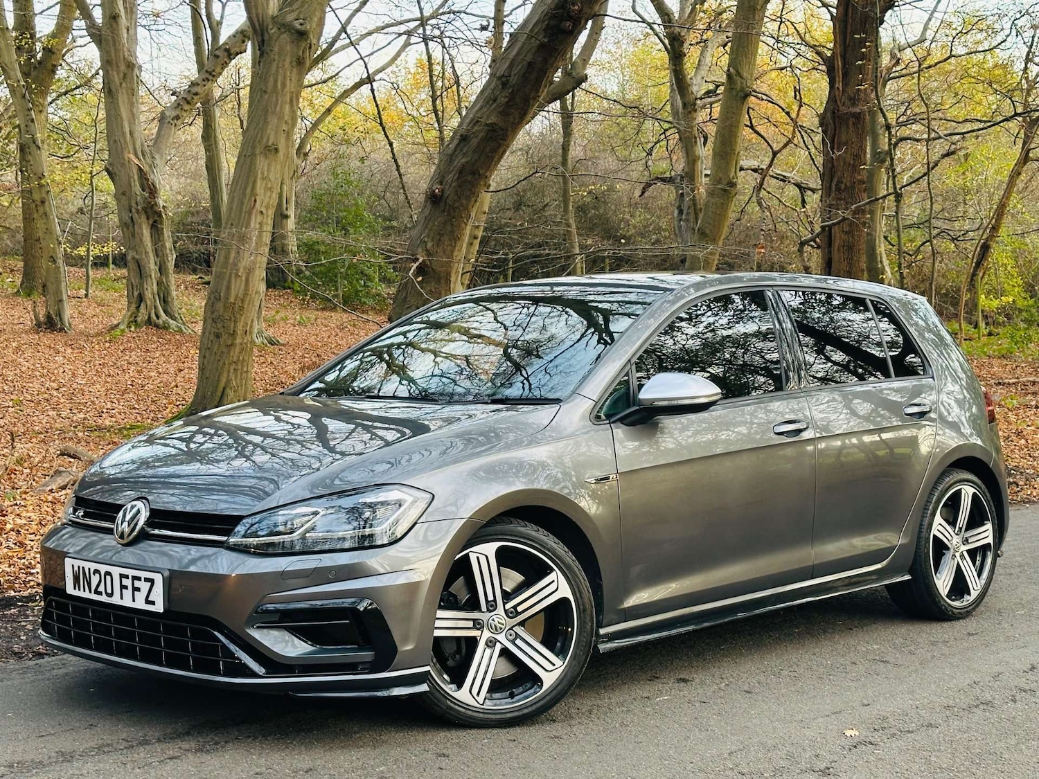 Used Volkswagen Golf 2020 for sale - 76558384: Photo 1