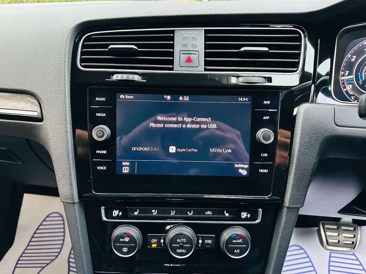 Used Volkswagen Golf 2020 for sale - 76558384: Photo 11