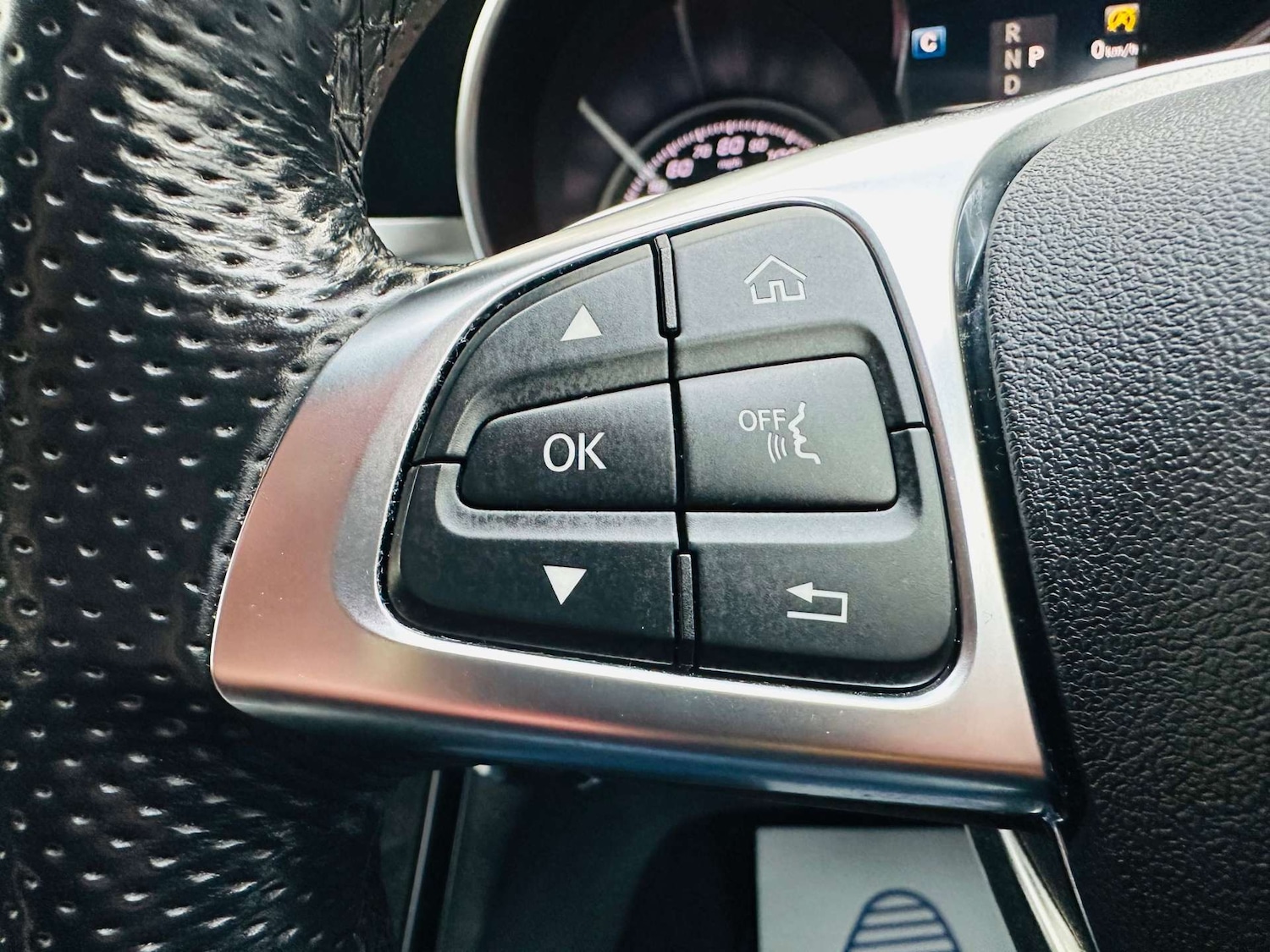 Used Mercedes-Benz C Class 2018 for sale - 76694798: Photo 24