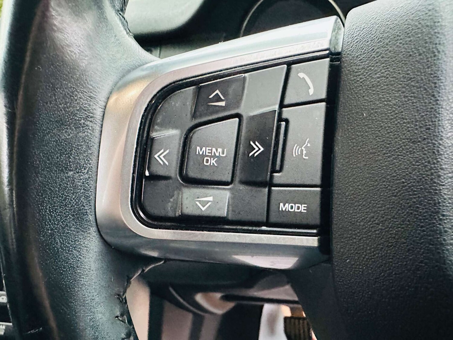 Used Land Rover Discovery Sport 2016 for sale - 78171858: Photo 19