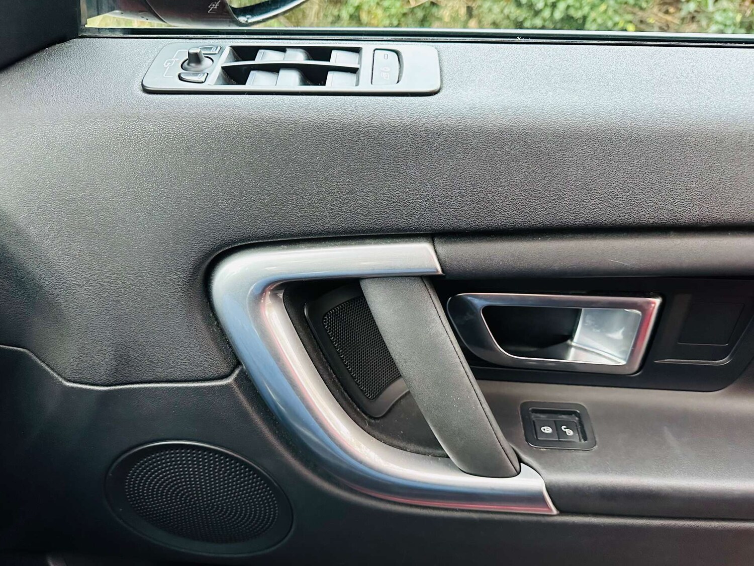 Used Land Rover Discovery Sport 2016 for sale - 78171858: Photo 22