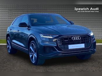 Audi - Q8
