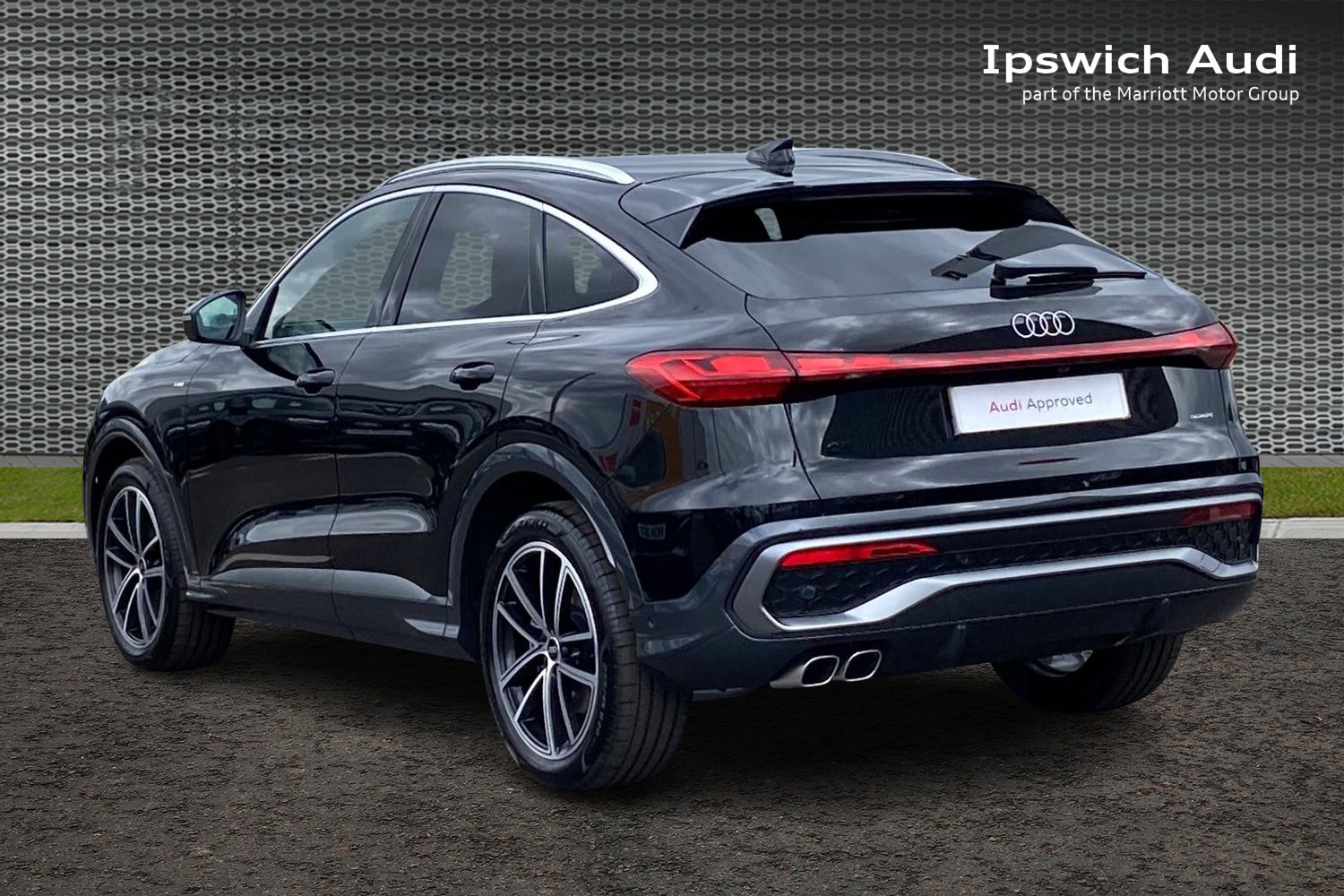 Used Audi Q5 2025 for sale - 76679969: Photo 3