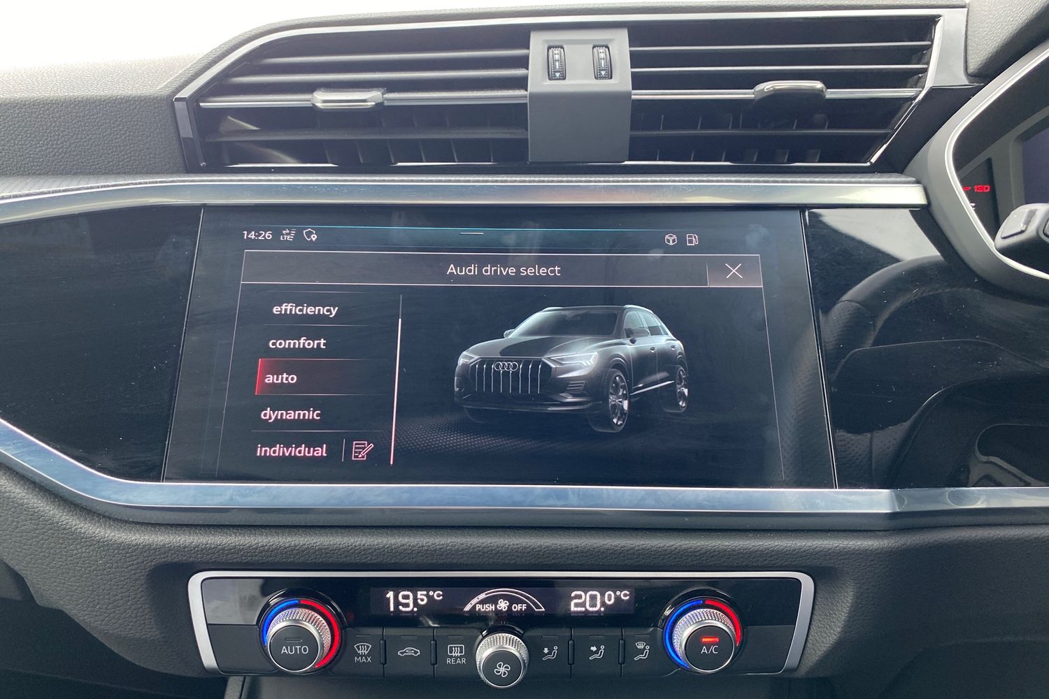 Used Audi Q3 2020 for sale - 77432858: Photo 19