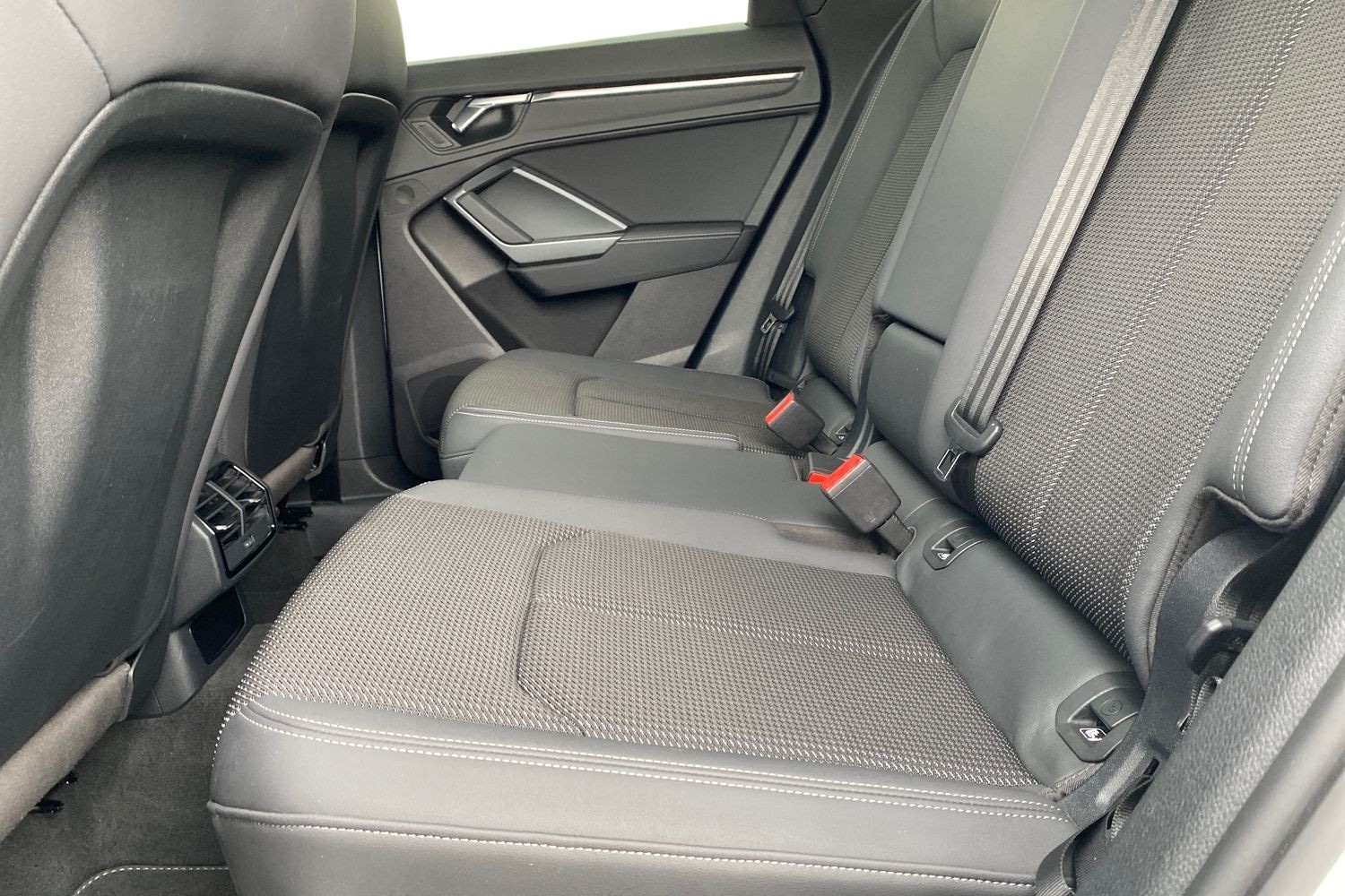 Used Audi Q3 2020 for sale - 77432858: Photo 8