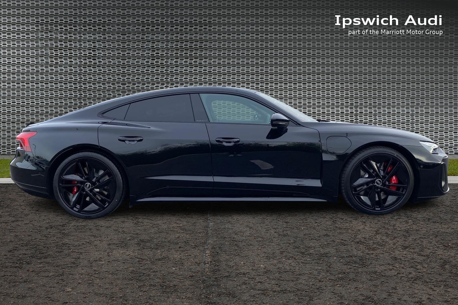 Used Audi e-tron GT 2024 for sale - 76678212: Photo 4