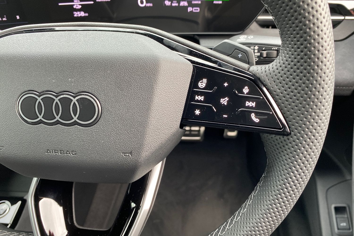 Used Audi Q6 e-tron 2025 for sale - 78139702: Photo 15