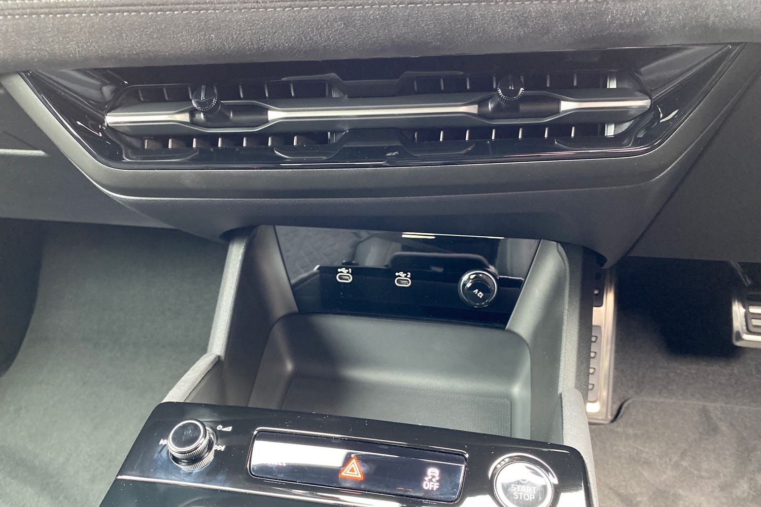 Used Audi Q6 e-tron 2025 for sale - 78139702: Photo 22