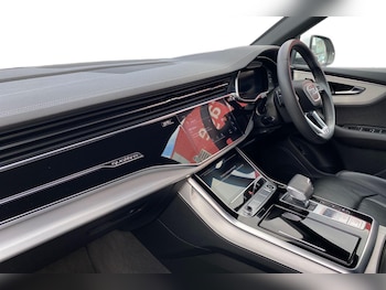 Used Audi Q8 2023 for sale - 76222020: Photo
