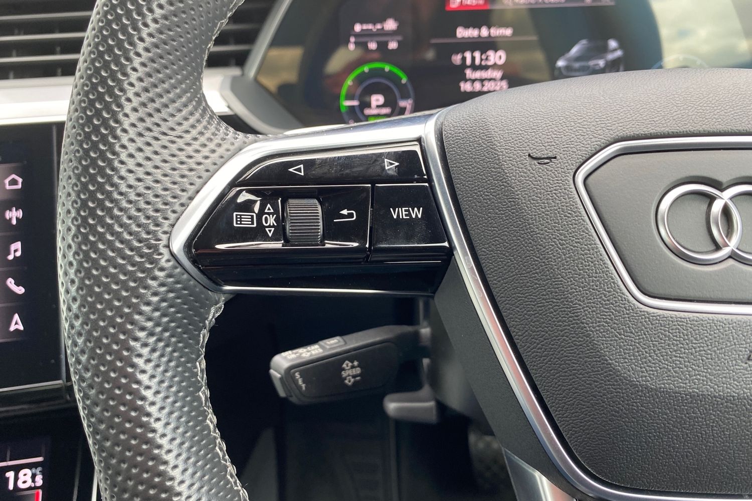 Used Audi e-tron 2021 for sale - 76680765: Photo 14