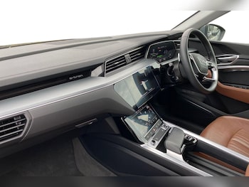 Used Audi e-tron 2022 for sale - 76675273: Photo