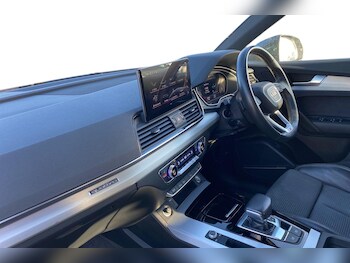 Used Audi Q5 2021 for sale - 76674572: Photo