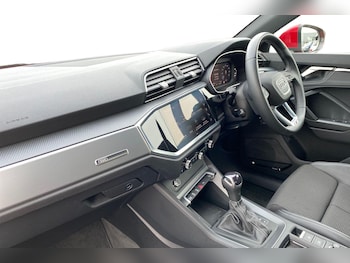 Used Audi Q3 2023 for sale - 76675780: Photo