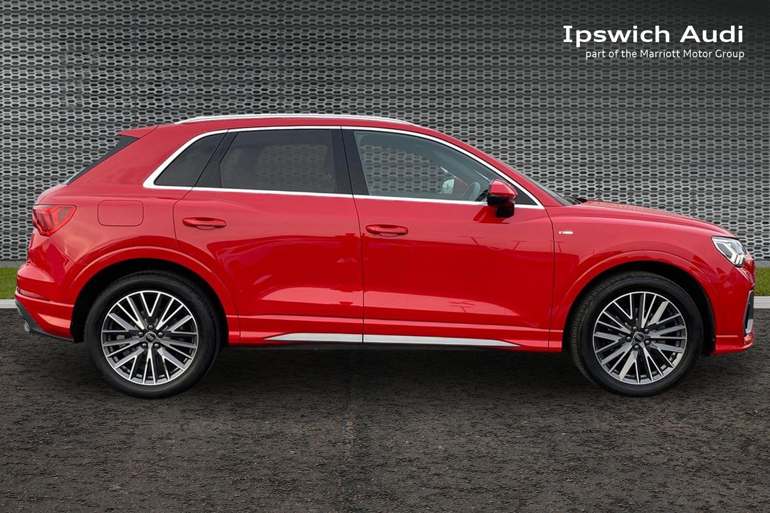 Used Audi Q3 2023 for sale - 76675780: Photo 4