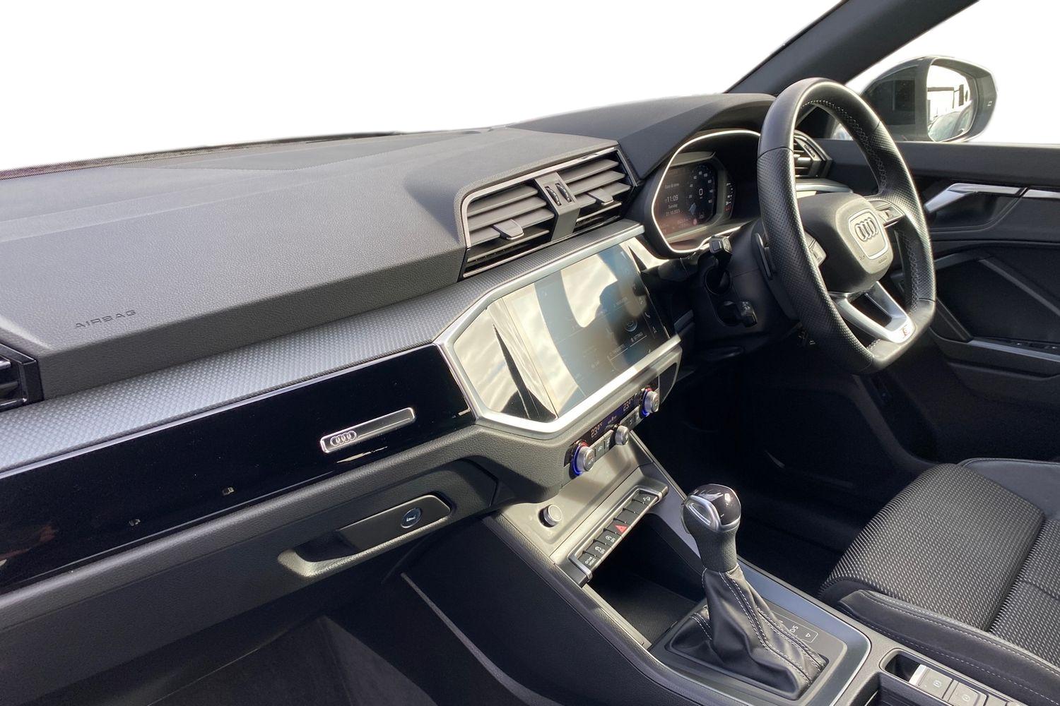 Used Audi Q3 2022 for sale - 76675363: Photo 2