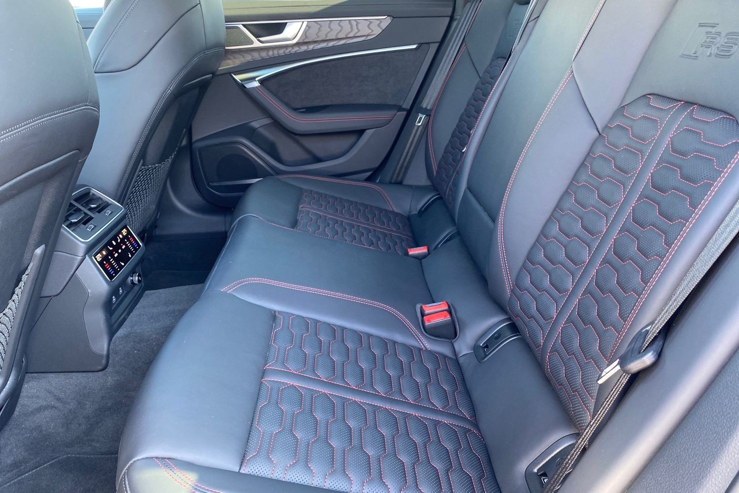 Used Audi RS6 2022 for sale - 76766766: Photo 10