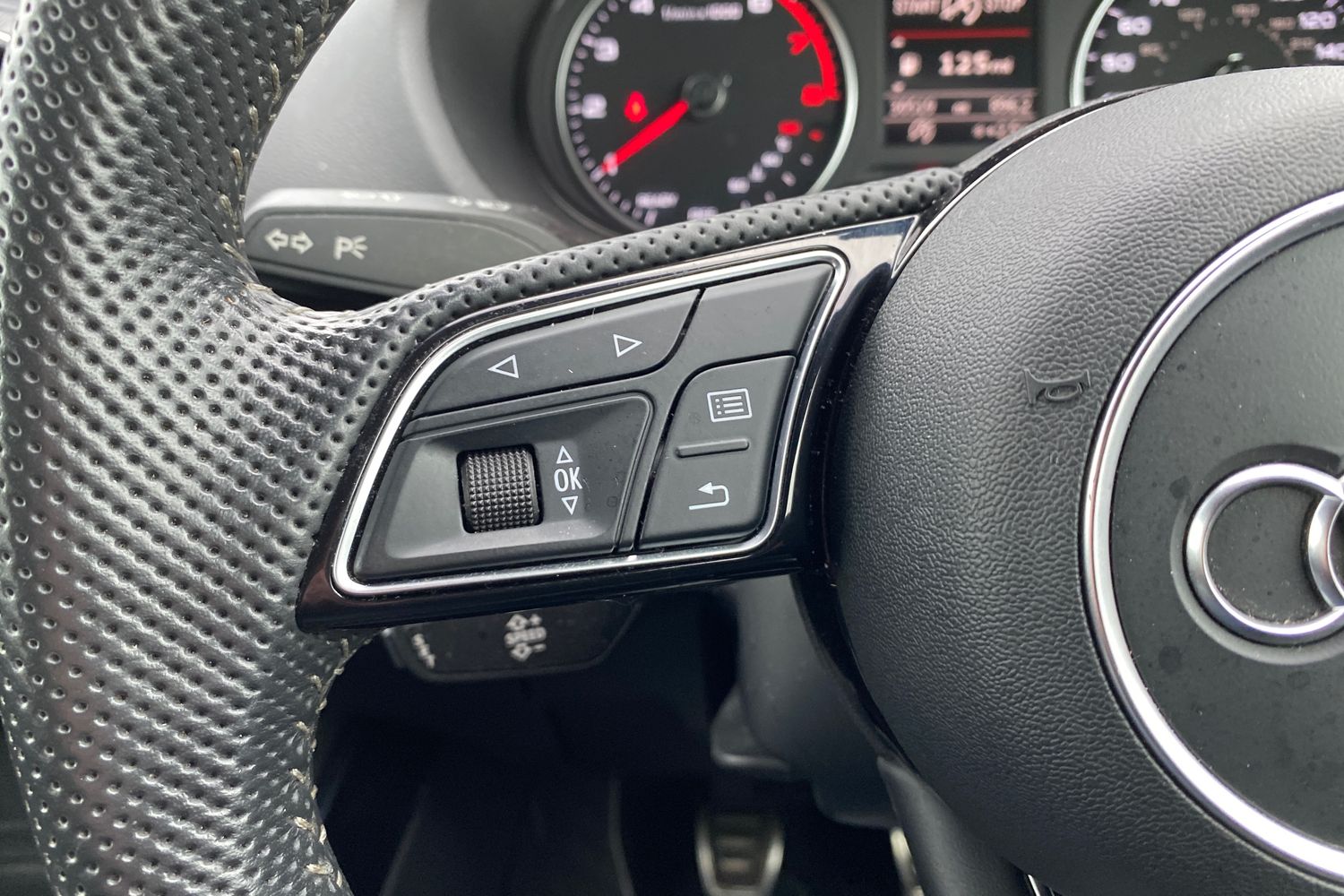 Used Audi Q2 2019 for sale - 76673492: Photo 14