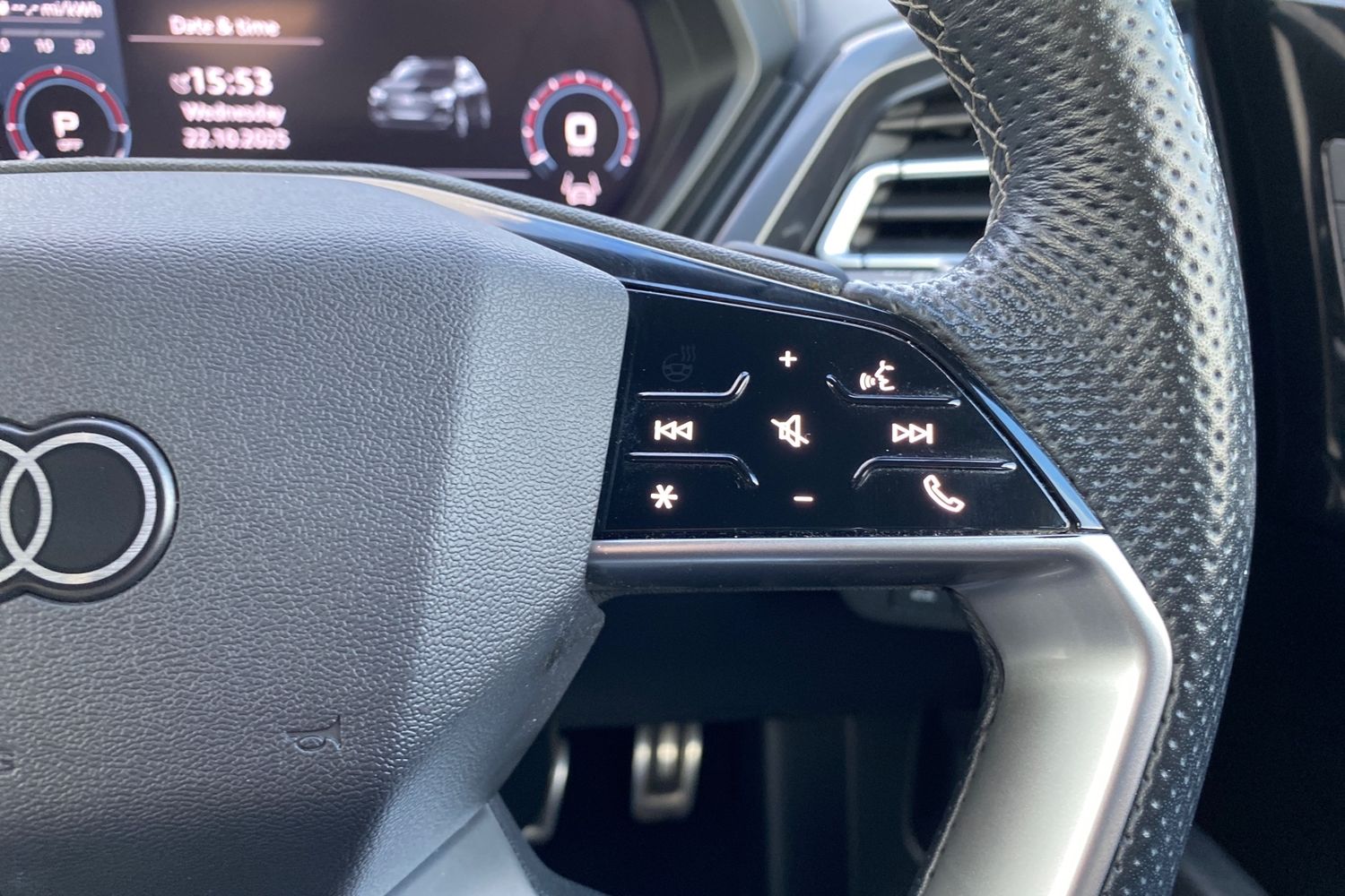 Used Audi Q4 e-tron 2021 for sale - 76674038: Photo 15