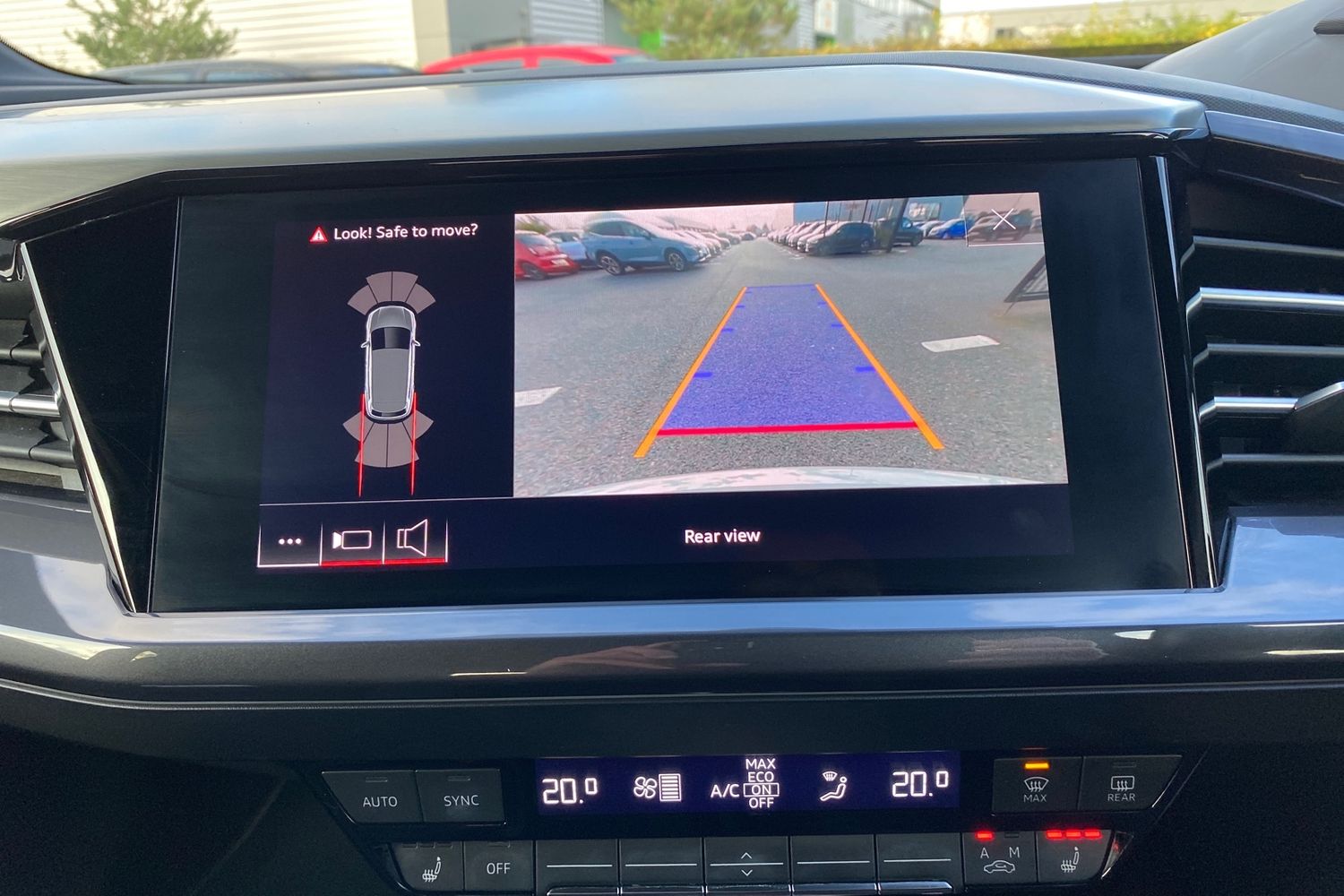 Used Audi Q4 e-tron 2021 for sale - 76674038: Photo 19