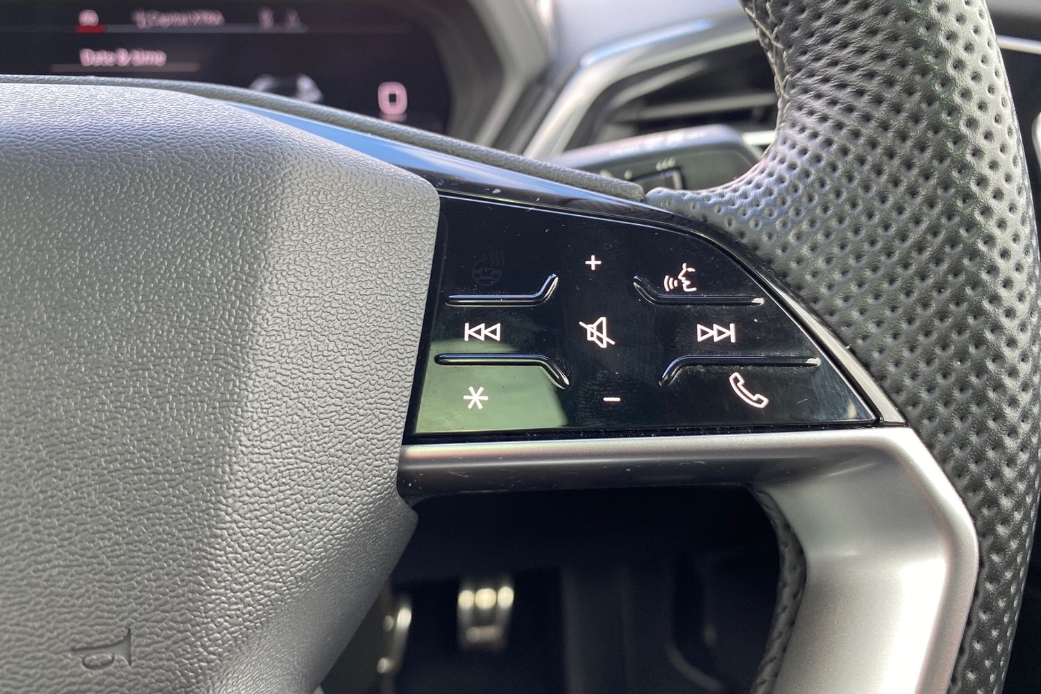 Used Audi Q4 e-tron 2023 for sale - 76675933: Photo 15