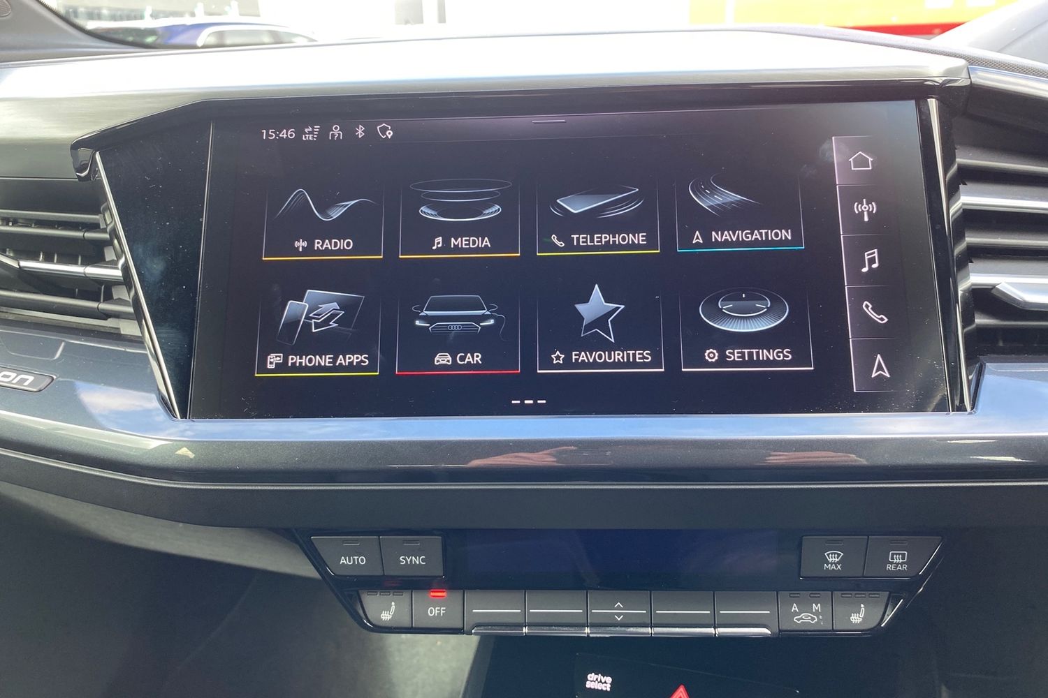 Used Audi Q4 e-tron 2023 for sale - 76675933: Photo 17