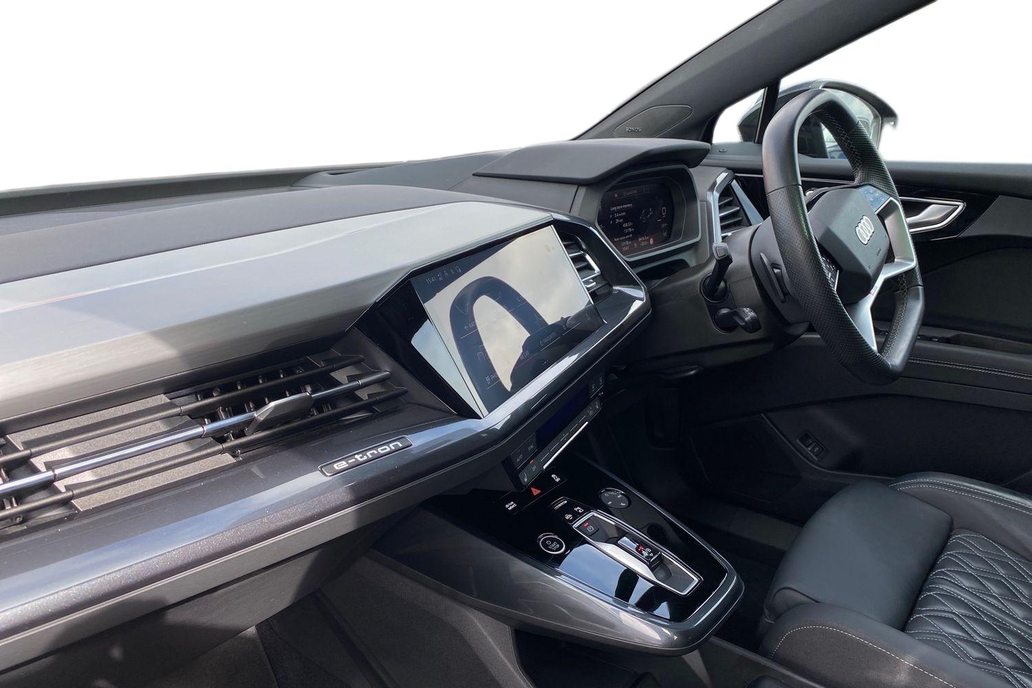 Used Audi Q4 e-tron 2023 for sale - 76675933: Photo 2