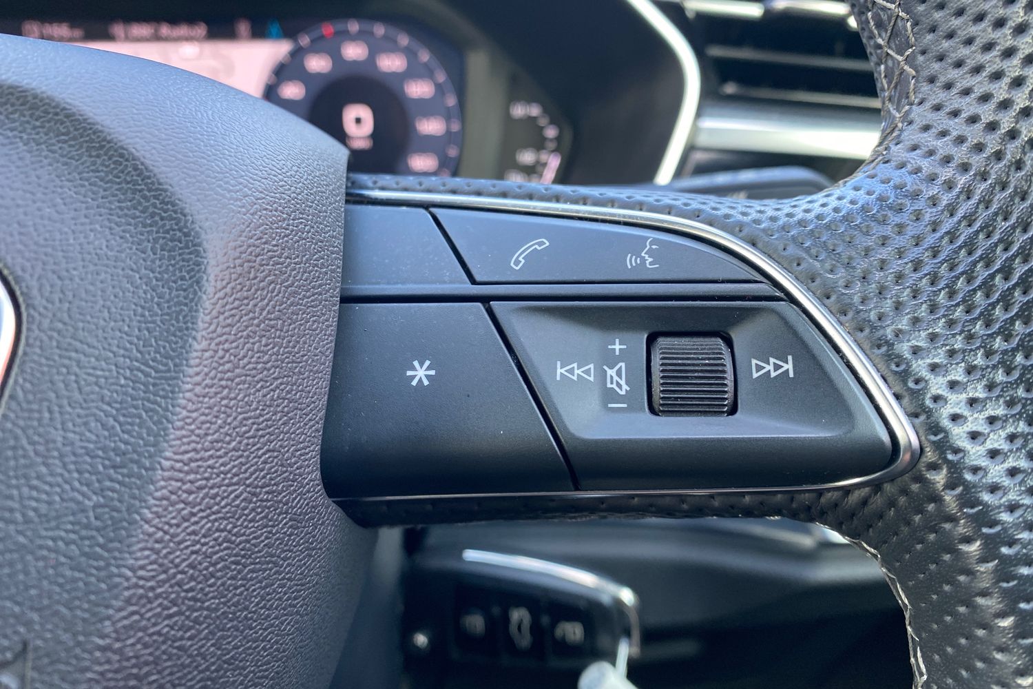 Used Audi Q3 2023 for sale - 76676223: Photo 15