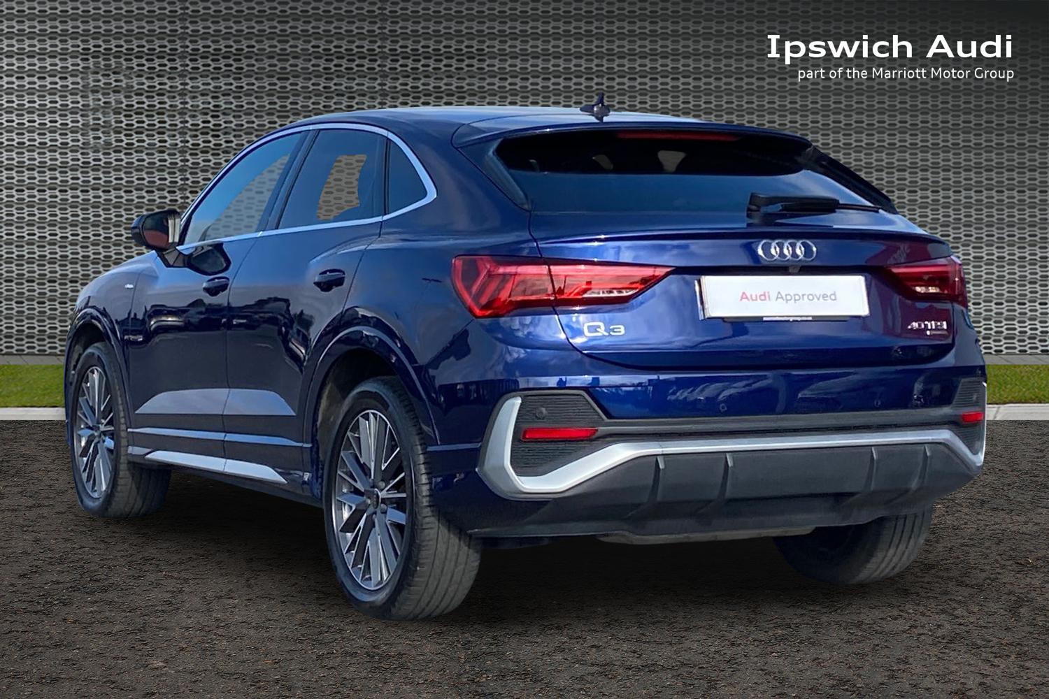 Used Audi Q3 2023 for sale - 76676223: Photo 3