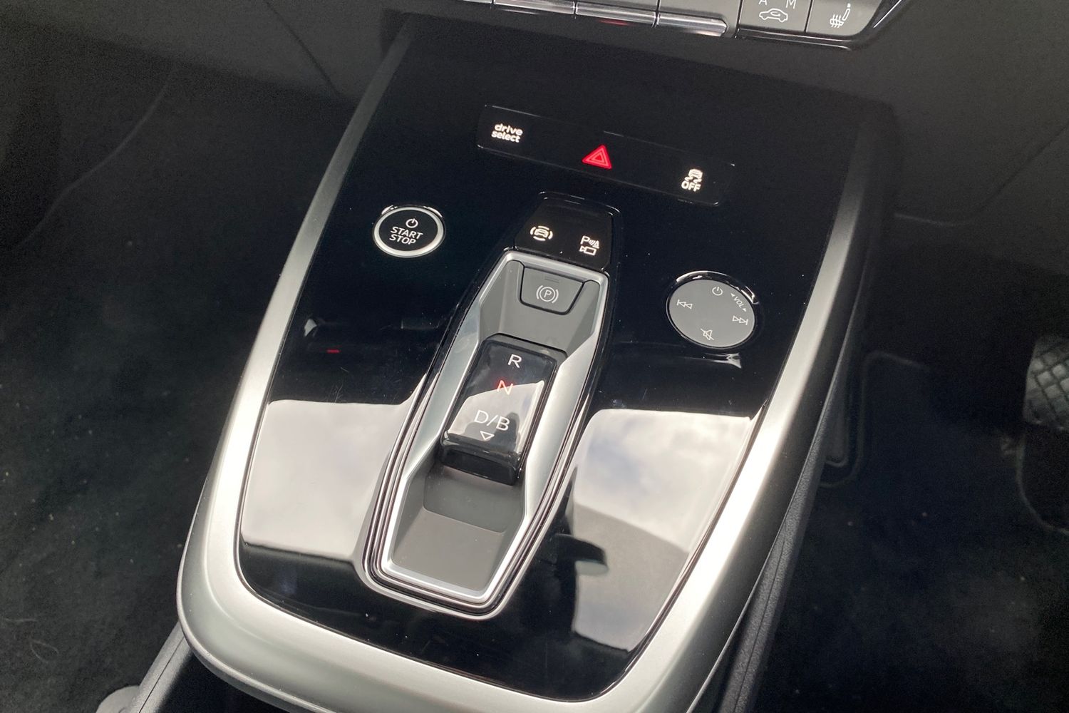 Used Audi Q4 e-tron 2024 for sale - 76676993: Photo 16