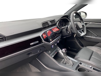 Used Audi Q3 2024 for sale - 78144670: Photo