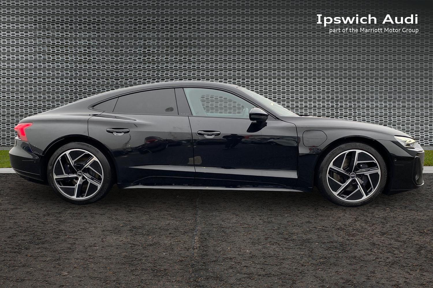 Used Audi e-tron GT 2025 for sale - 78140382: Photo 4