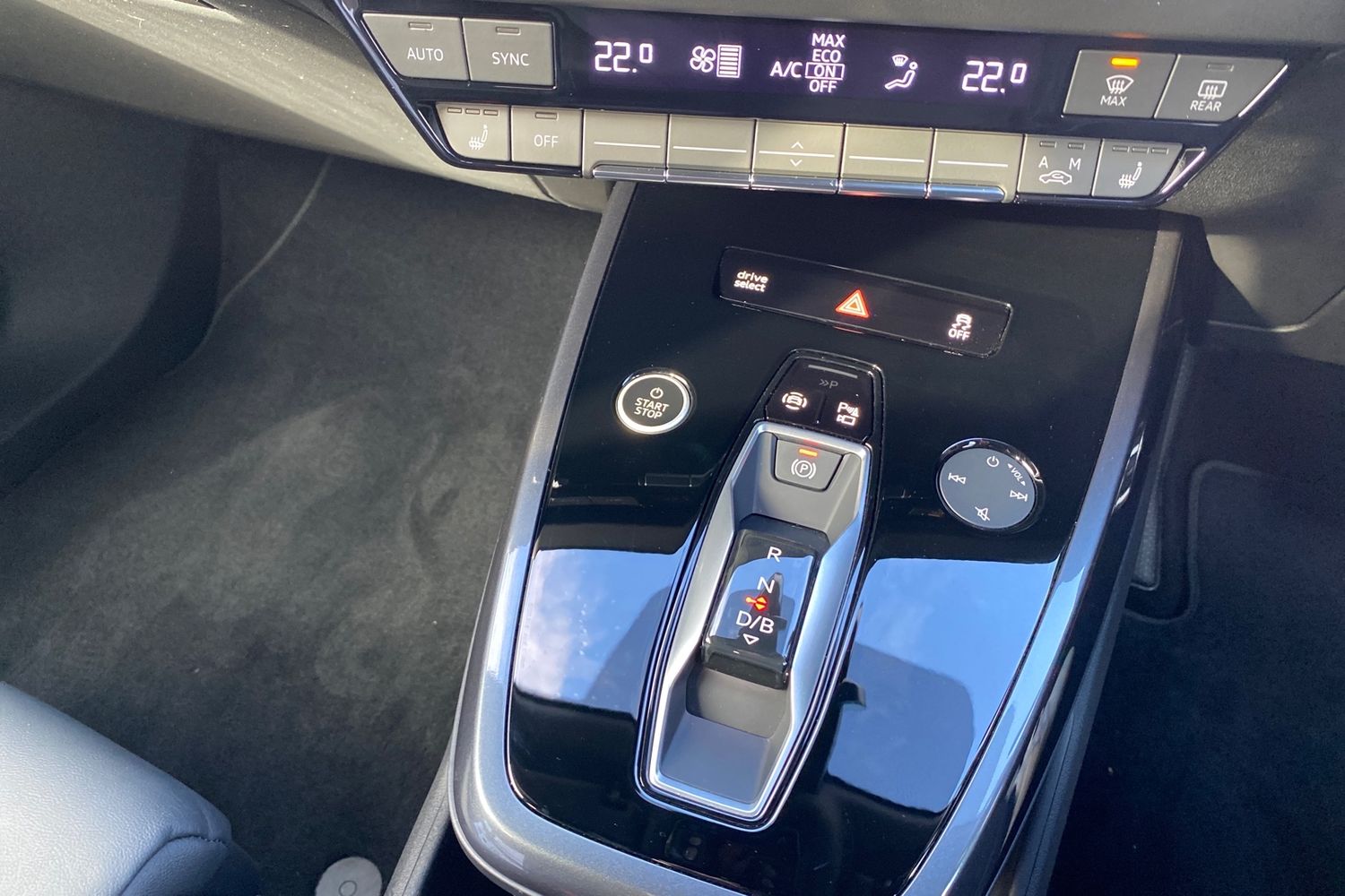 Used Audi Q4 e-tron 2024 for sale - 76677129: Photo 16