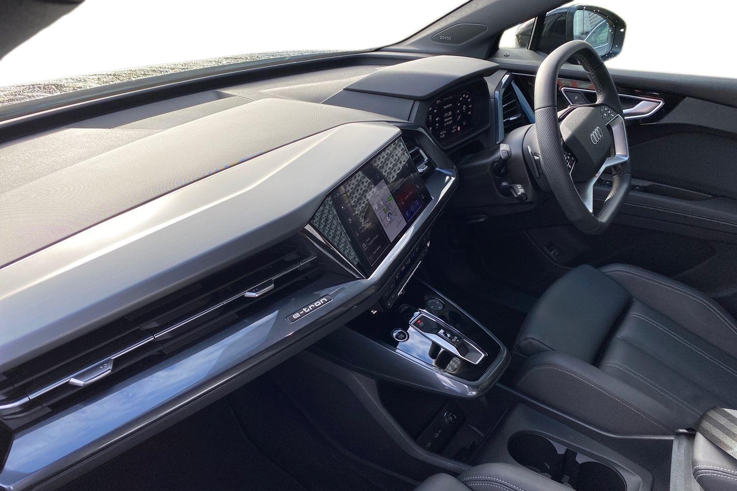 Used Audi Q4 e-tron 2024 for sale - 76677129: Photo 2