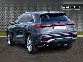 Used Audi Q5 2025 for sale - 76222063: Photo