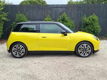Used MINI Hatch 2024 for sale - 79208026: Photo