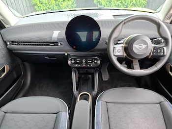 Used MINI Hatch 2024 for sale - 79208026: Photo