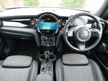 Used MINI Hatch 2023 for sale - 77669947: Photo